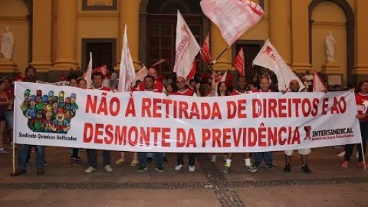 Ato contra o desmonte da previdência 15 de março de 2017